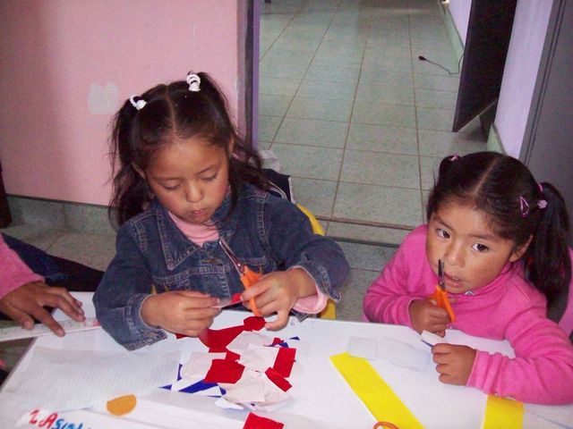 SOMOS PEQUEÑAS Y CREATIVAS
